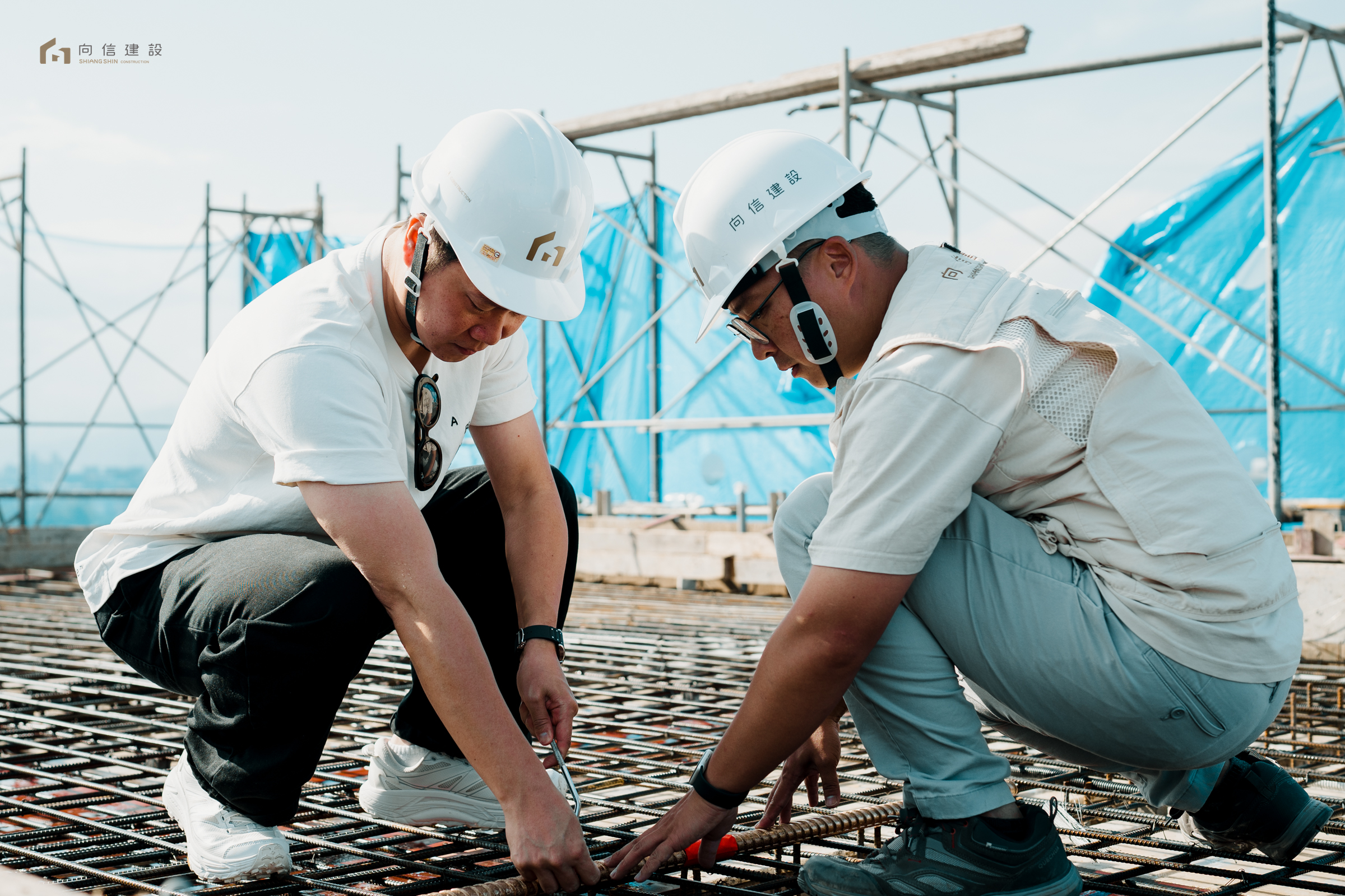 向信建設,委託興建案上樑日
