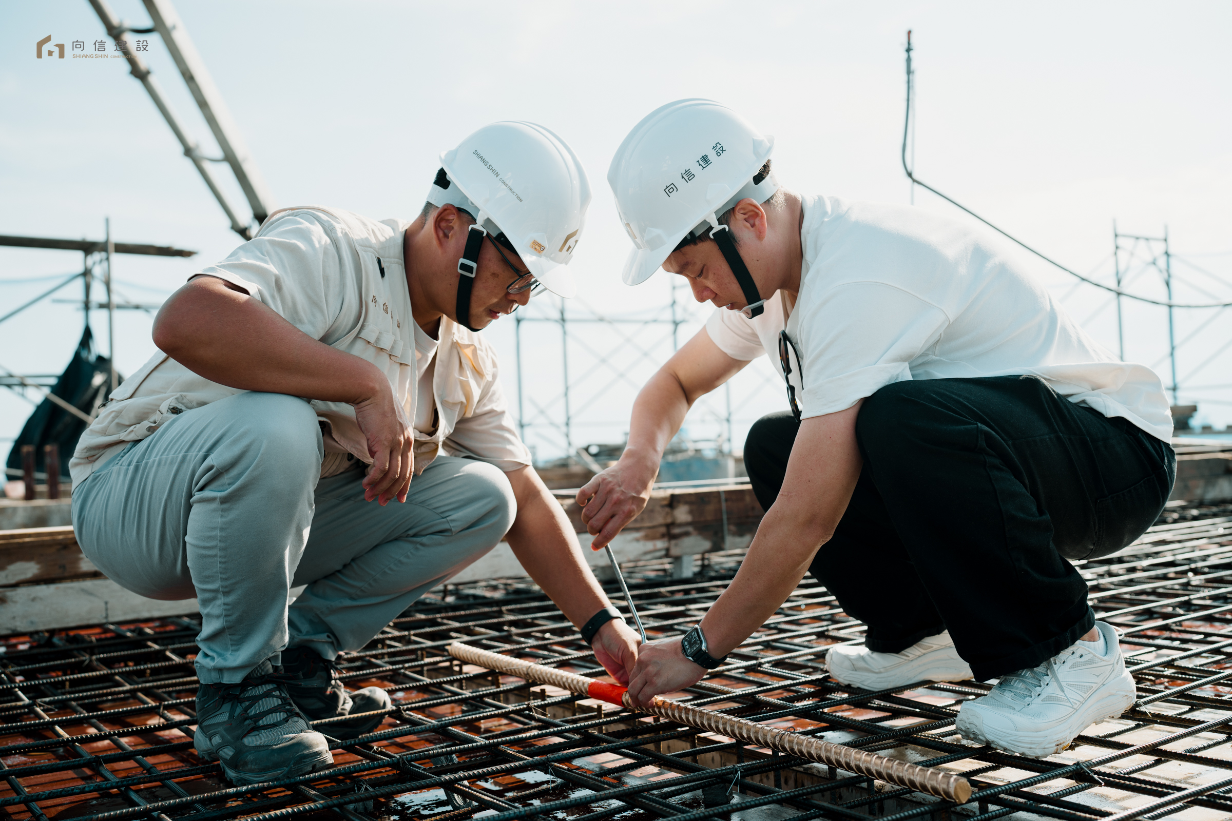 向信建設,委託興建案上樑日
